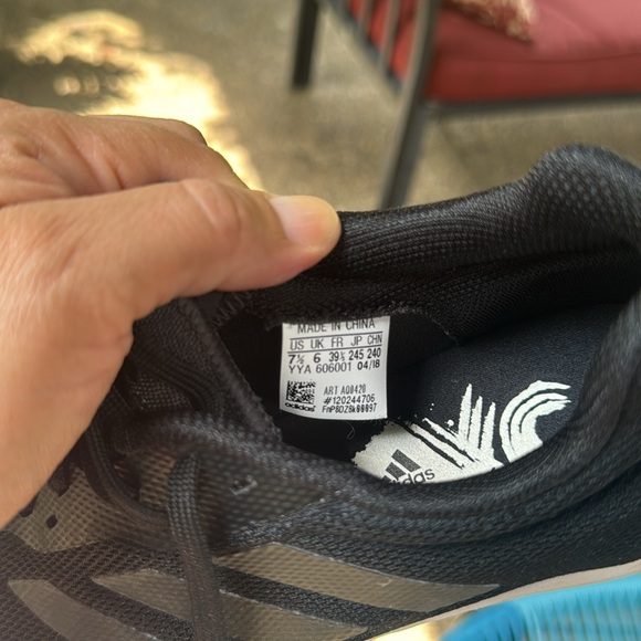 Adidas XC spikes - Picture 4 of 5